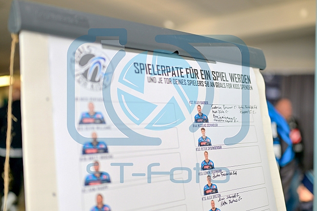 Eishockey, Herren, DEL, Saison 2025-2026, Spiel 21, ERC Ingolstadt - Pinguins Bremerhaven, 23.11.2025