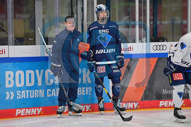 Eishockey, Herren, DEL, Saison 2021-2022, ERC Ingolstadt - Showtraining, 27.02.2022
