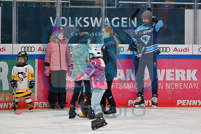 Eishockey, Herren, DEL, Saison 2022-2023, ERC Ingolstadt - Kids On Ice Day, 19.11.2022