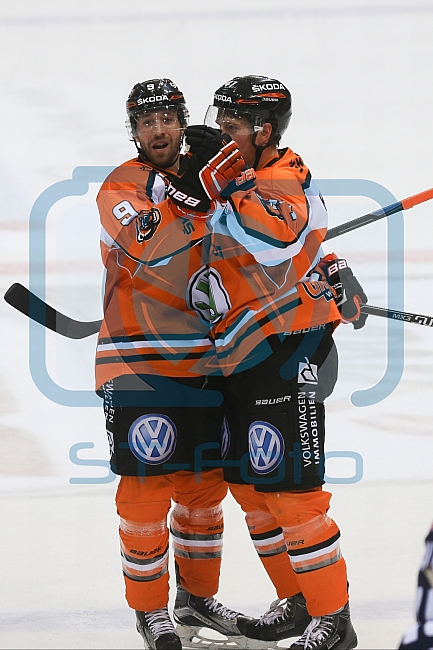 ERC Ingolstadt - Grizzlys Wolfsburg, Eishockey, DEL, Deutsche Eishockey Liga, Spieltag 12, 18.10..2015