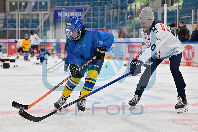 Eishockey, Herren, DEL, Saison 2023-2024, ERC Ingolstadt - Kids on Ice Day, 18.11.2023