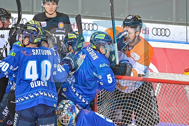 ERC Ingolstadt gegen Grizzlys Wolfsburg Pinguine am 21.12.2018, Spieltag 30