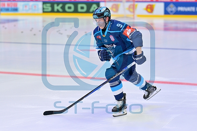 Hockey, Mens, CHL, Season 2025-2026, Regular Season, Round of 16, ERC Ingolstadt - EC Red Bull Salzburg, 12.11.2025