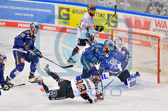 Vorbereitung, Gäubodencup, Eishockey, Herren, DEL, Saison 2021-2022, Grizzlys Wolfsburg - ERC Ingolstadt, 13.08.2021