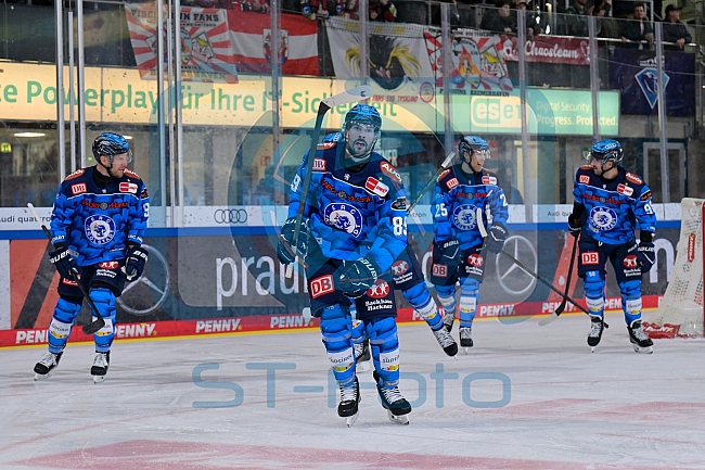 Eishockey, Herren, DEL, Saison 2025-2026, Spiel 21, ERC Ingolstadt - Pinguins Bremerhaven, 23.11.2025