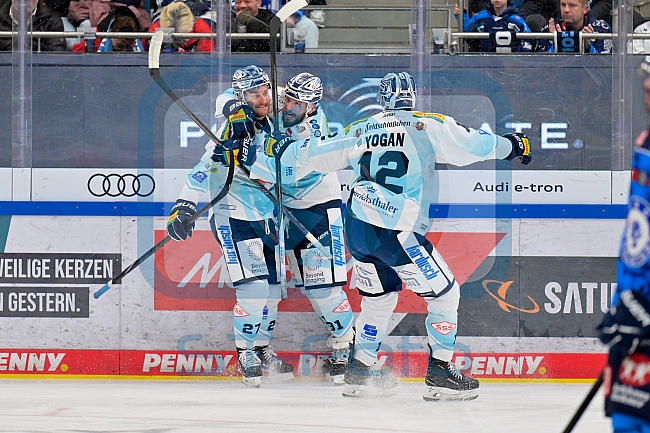 Eishockey, Herren, DEL, Saison 2025-2026, Spiel 23, ERC Ingolstadt - Dresdner Eislöwen, 28.11.2025