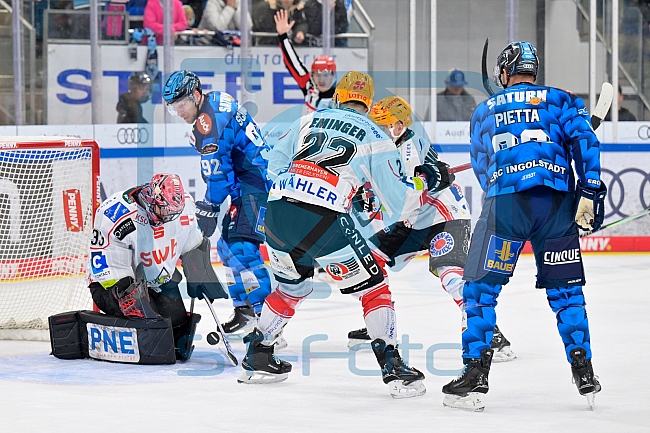 Eishockey, Herren, DEL, Saison 2025-2026, Spiel 21, ERC Ingolstadt - Pinguins Bremerhaven, 23.11.2025
