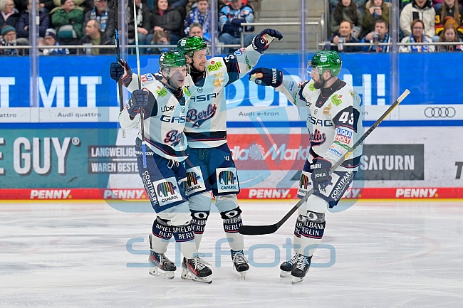 Eishockey, Herren, DEL, Saison 2025-2026, Spiel 29, ERC Ingolstadt - Eisbären Berlin, 18.12.2025