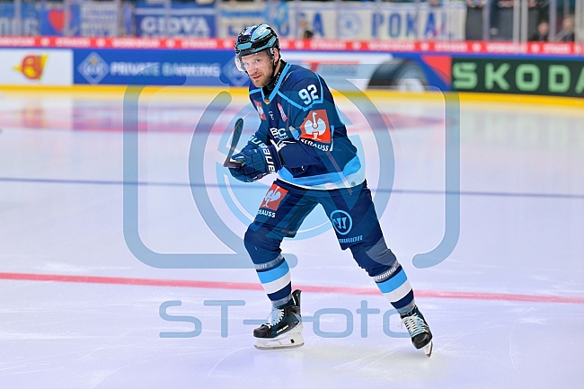 Hockey, Mens, CHL, Season 2025-2026, Regular Season, Round of 16, ERC Ingolstadt - EC Red Bull Salzburg, 12.11.2025