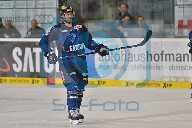 ERC Ingolstadt vs Straubing Tigers, Eishockey, DEL, Deutsche Eishockey Liga, 22.12.2015