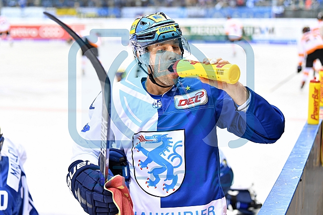 ERC Ingolstadt vs Grizzlys Wolfsburg, Eishockey, DEL, Deutsche Eishockey Liga, Spieltag 12, 13.10.2017