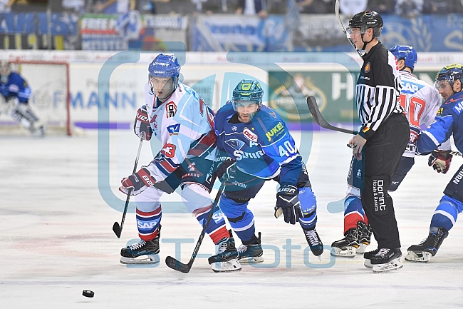 ERC Ingolstadt vs Adler Mannheim, Eishockey, DEL, Deutsche Eishockey Liga, Playoffs, Spiel 1, 14.03.2018