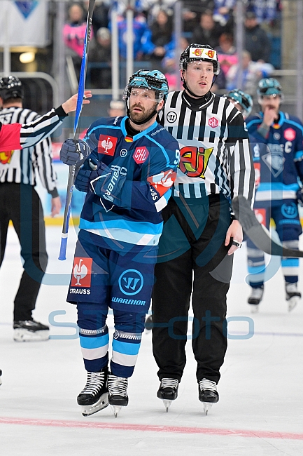 Hockey, Mens, CHL, Season 2025-2026, Regular Season, Round of 16, ERC Ingolstadt - EC Red Bull Salzburg, 12.11.2025