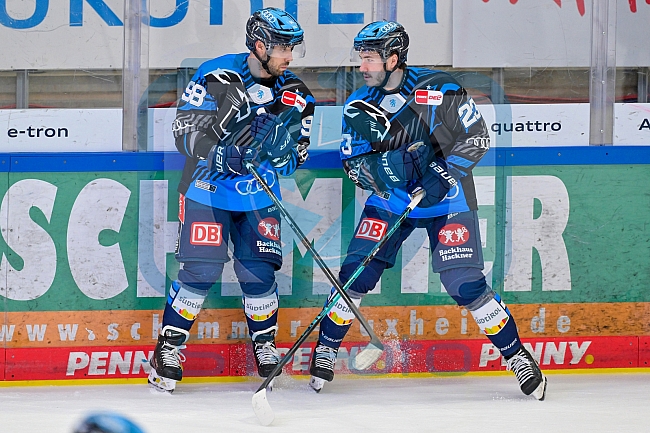 Eishockey, Herren, DEL, Saison 2025-2026, Playoffs, Viertelfinale, Spiel 6, ERC Ingolstadt - EHC Red Bull München, 04.04.2026