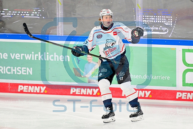 Eishockey, Herren, DEL, Saison 2025-2026, Gäubodenvolksfest-Cup 2025, Spiel 1, Nürnberg Ice Tigers - ERC Ingolstadt, 15.08.2025