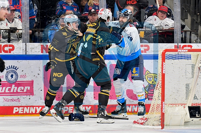 Eishockey, Herren, DEL, Saison 2024-2025, Playoffs Viertelfinale, Spiel 6, Nürnberg Ice Tigers - ERC Ingolstadt, 28.03.2025