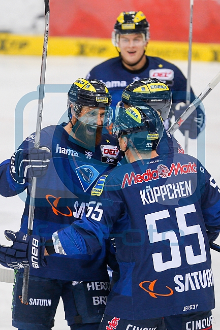 ERC Ingolstadt vs Eisbaeren Berlin, Eishockey, DEL, Deutsche Eishockey Liga, Spieltag 37, 15.01.2016