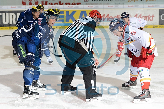 ERC Ingolstadt vs Duesseldorfer EG, Eishockey, DEL, Deutsche Eishockey Liga, 11.10.2015