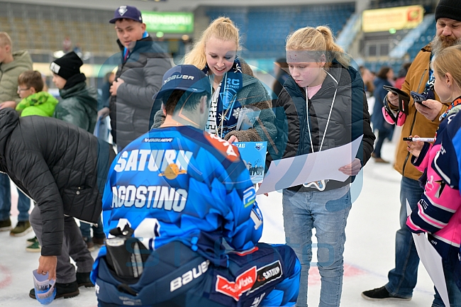 Eishockey, Herren, DEL, Saison 2025-2026, Spiel 21, ERC Ingolstadt - Pinguins Bremerhaven, 23.11.2025