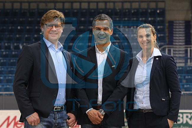 Pressekonferenz - ERC Ingolstadt stellt den neuen Trainerstab fuer die kommende Saison 2015 / 2016 vor