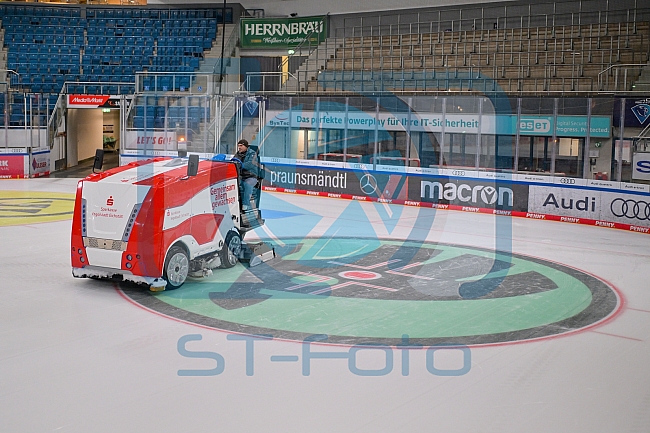 Hockey, Mens, CHL, Season 2025-2026, Regular Season, Round of 16, ERC Ingolstadt - EC Red Bull Salzburg, 13.11.2025