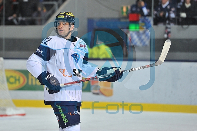 EHC Red Bull Muenchen vs ERC Ingolstadt, Eishockey, DEL, Deutsche Eishockey Liga, Spieltag 28, 16.12.2016