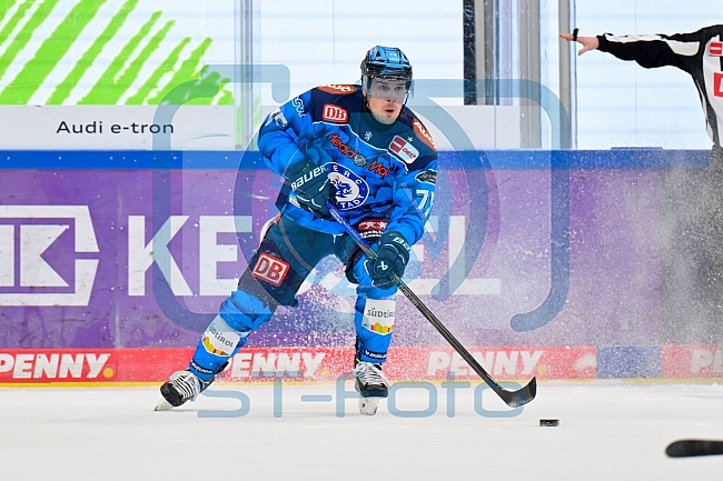 Eishockey, Herren, DEL, Saison 2025-2026, Spiel 21, ERC Ingolstadt - Pinguins Bremerhaven, 23.11.2025