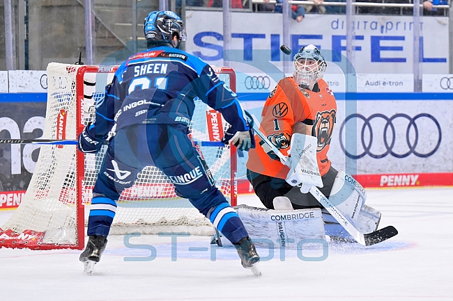 Eishockey, Herren, DEL, Saison 2025-2026, Spiel 33, ERC Ingolstadt - Grizzlys Wolfsburg, 28.12.2025