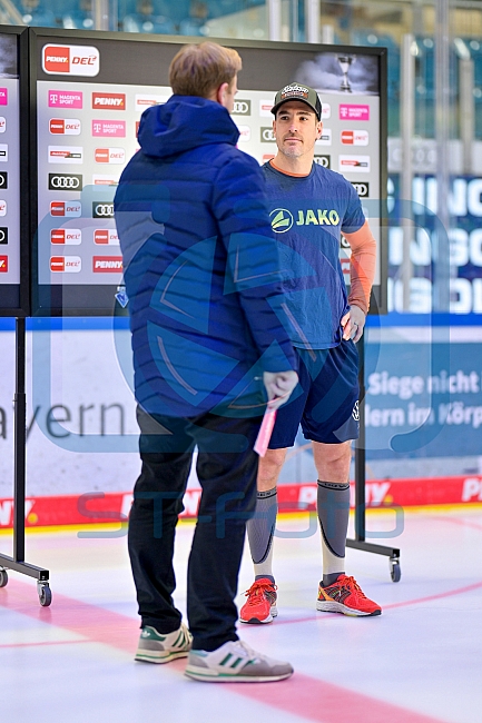 Eishockey, Herren, DEL, Saison 2025-2026, Spiel 33, ERC Ingolstadt - Grizzlys Wolfsburg, 28.12.2025
