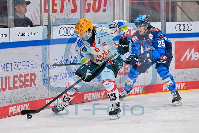 Eishockey, Herren, DEL, Saison 2025-2026, Spiel 21, ERC Ingolstadt - Pinguins Bremerhaven, 23.11.2025