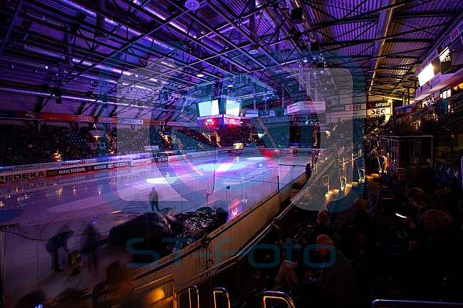 ERC Ingolstadt - Straubing Tigers, Eishockey, DEL, Deutsche Eishockey Liga, Spieltag 1, 08.09.2017