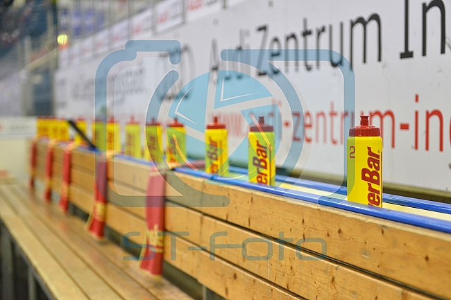 ERC Ingolstadt vs EHC Red Bull Muenchen, Eishockey, DEL, Deutsche Eishockey Liga, 04.12.2015