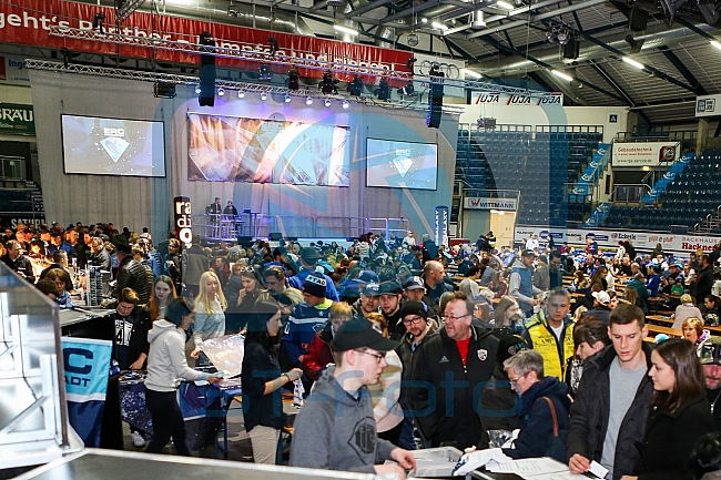 Abschlussfeier der Saison 2017 / 2018 in der Spielstaette des ERC Saturn Arena