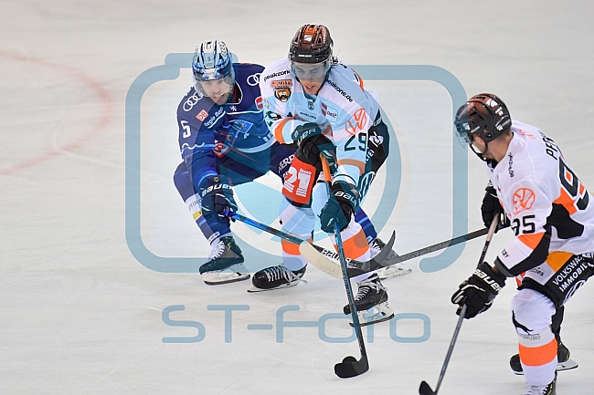 Vorbereitung, Gäubodencup, Eishockey, Herren, DEL, Saison 2021-2022, Grizzlys Wolfsburg - ERC Ingolstadt, 13.08.2021