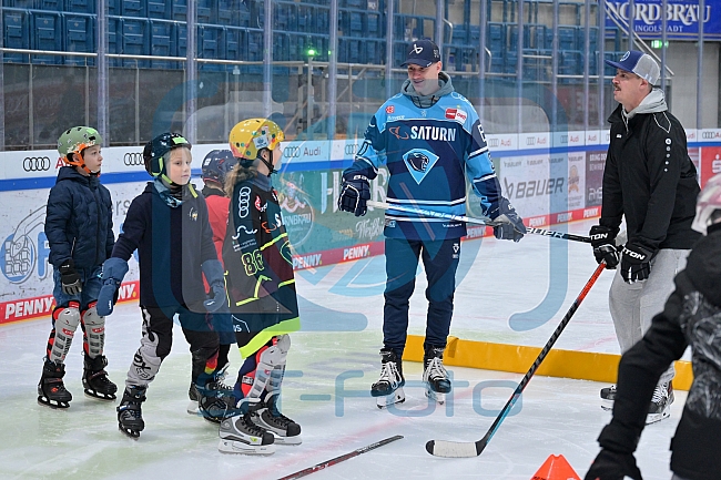 Eishockey, Herren, DEL, Saison 2022-2023, ERC Ingolstadt - Kids On Ice Day, 19.11.2022