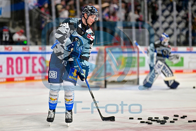 Eishockey, Herren, DEL, Saison 2024-2025, Playoffs Viertelfinale, Spiel 1, Nürnberg Ice Tigers - ERC Ingolstadt, 18.03.2025