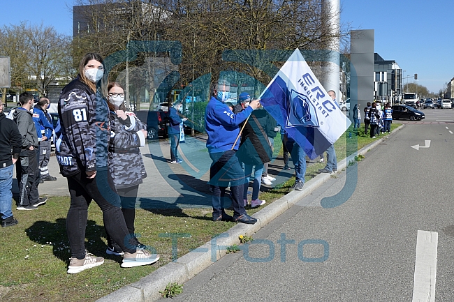 Playoffs, Eishockey, Herren, DEL, Saison 2020-2021, ERC Ingolstadt - EHC Red Bull München, 22.04.2021