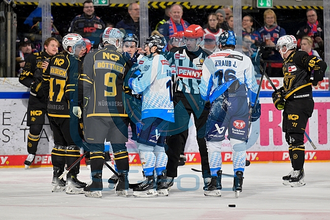 Eishockey, Herren, DEL, Saison 2024-2025, Playoffs Viertelfinale, Spiel 1, Nürnberg Ice Tigers - ERC Ingolstadt, 18.03.2025
