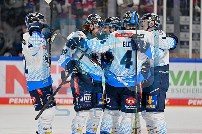 Eishockey, Herren, DEL, Saison 2024-2025, Playoffs Viertelfinale, Spiel 1, Nürnberg Ice Tigers - ERC Ingolstadt, 18.03.2025