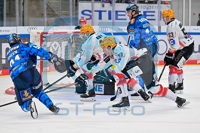 Eishockey, Herren, DEL, Saison 2025-2026, Spiel 21, ERC Ingolstadt - Pinguins Bremerhaven, 23.11.2025