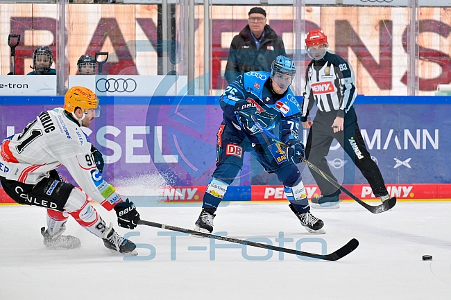 Eishockey, Herren, DEL, Saison 2025-2026, Spiel 35, ERC Ingolstadt - Pinguins Bremerhaven, 02.01.2026
