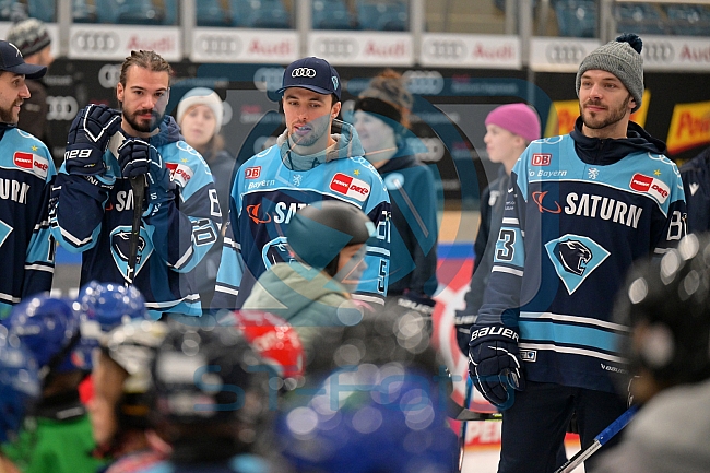 Eishockey, Herren, DEL, Saison 2022-2023, ERC Ingolstadt - Kids On Ice Day, 19.11.2022
