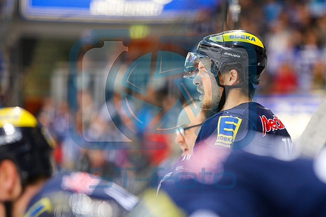 ERC Ingolstadt - Straubing Tigers, Eishockey, DEL, Deutsche Eishockey Liga, Preplayoff, Spiel 1, 09.03.2016