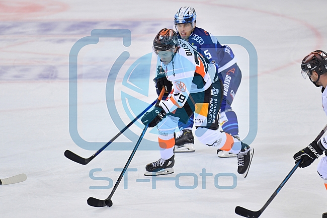 Vorbereitung, Gäubodencup, Eishockey, Herren, DEL, Saison 2021-2022, Grizzlys Wolfsburg - ERC Ingolstadt, 13.08.2021