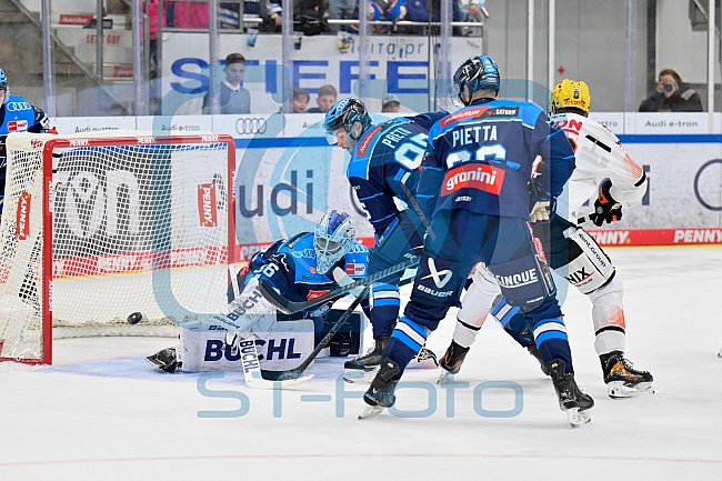 Eishockey, Herren, DEL, Saison 2025-2026, Spiel 10, ERC Ingolstadt - Löwen Frankfurt, 12.10.2025