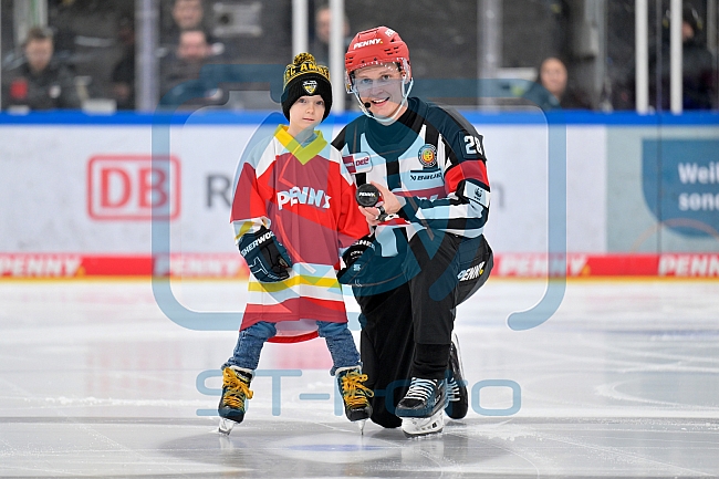 Eishockey, Herren, DEL, Saison 2025-2026, Spiel 26, ERC Ingolstadt - Schwenninger Wild Wings, 07.12.2025
