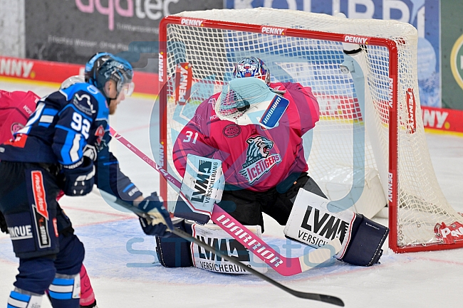 Eishockey, Herren, DEL, Saison 2025-2026, Spiel 11, ERC Ingolstadt - Nürnberg Ice Tigers, 17.10.2025