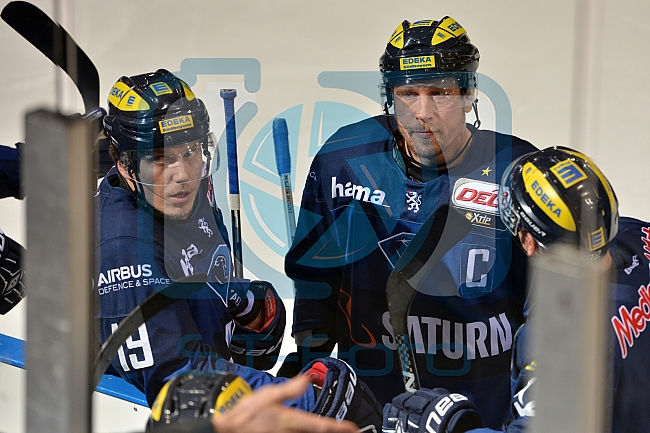 ERC Ingolstadt vs Iserlohn Roosters, Eishockey, DEL, Deutsche Eishockey Liga, 28.02.2016