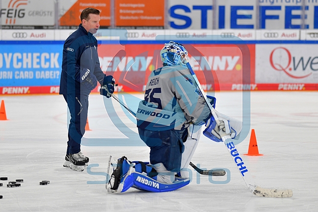 Eishockey, Herren, DEL, Saison 2021-2022, ERC Ingolstadt - Showtraining, 27.02.2022