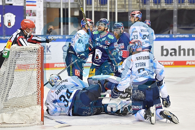 Playoffs, Halbfinale, Eishockey, Herren, DEL, Saison 2020-2021, Eisbären Berlin - ERC Ingolstadt, 30.04.2021